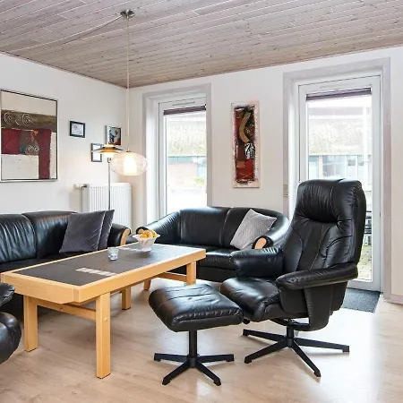 5 Person Holiday In R M Rømø Kirkeby
