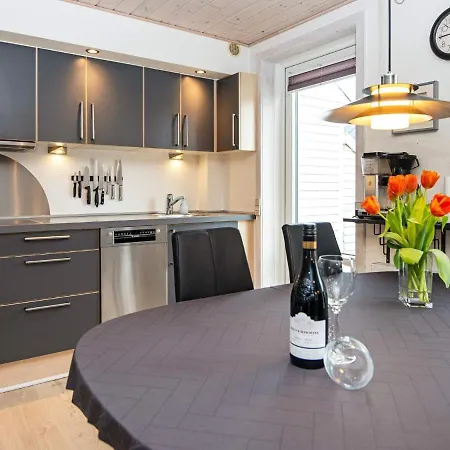 5 Person Holiday In R M Casa vacanze
